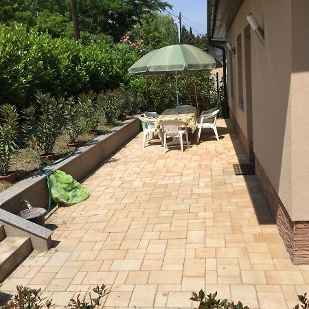 House Carlo Ponty Apartment Tass Екстериор снимка