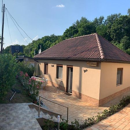 House Carlo Ponty Apartment Tass Екстериор снимка